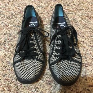 •Keds•Woman’s Size 6.5 Black/White Shoes
